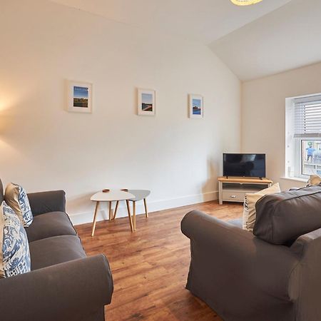 Host & Stay - Main Street Apartments Seahouses Luaran gambar